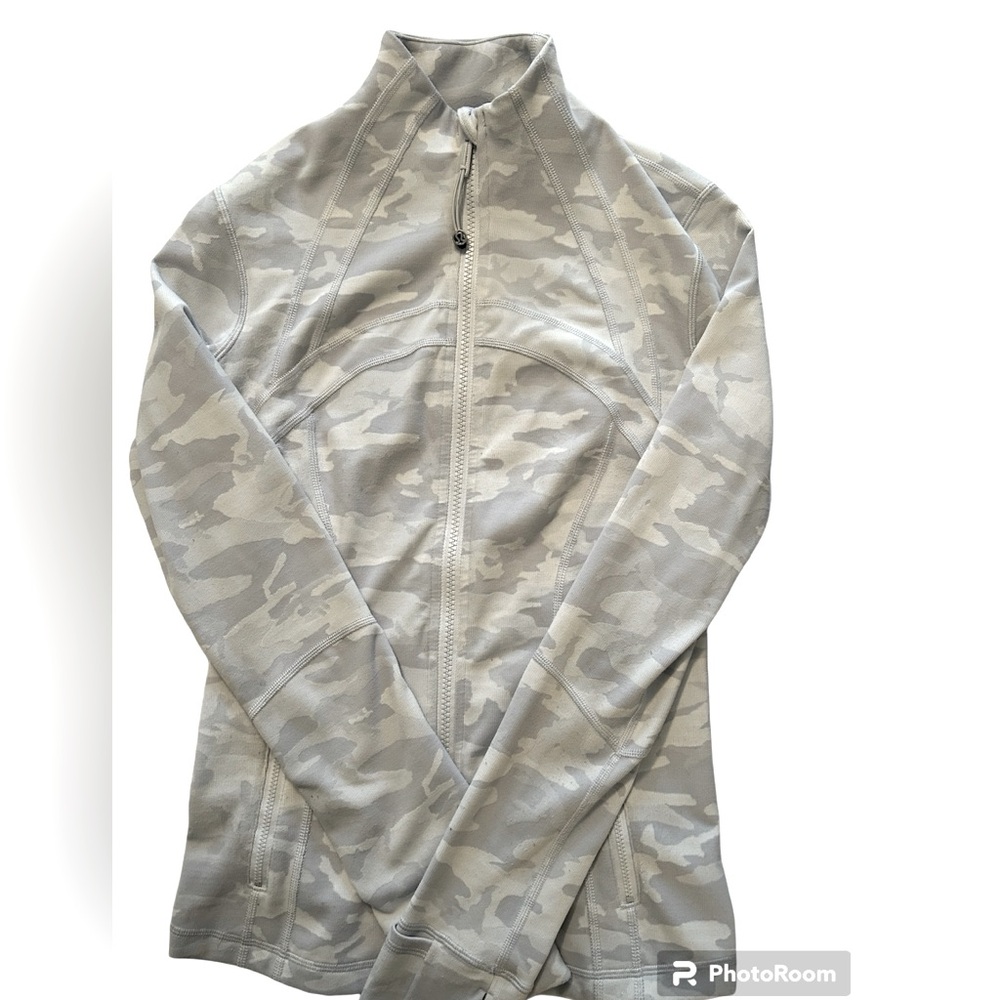 Lululemon white camo define jacket - Size 6